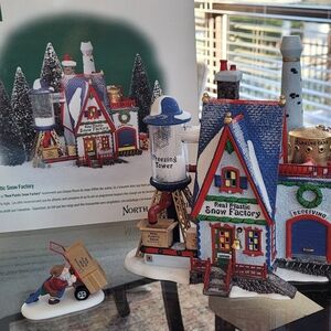 Department 56 Real Plastic Snow Factory With Figurine